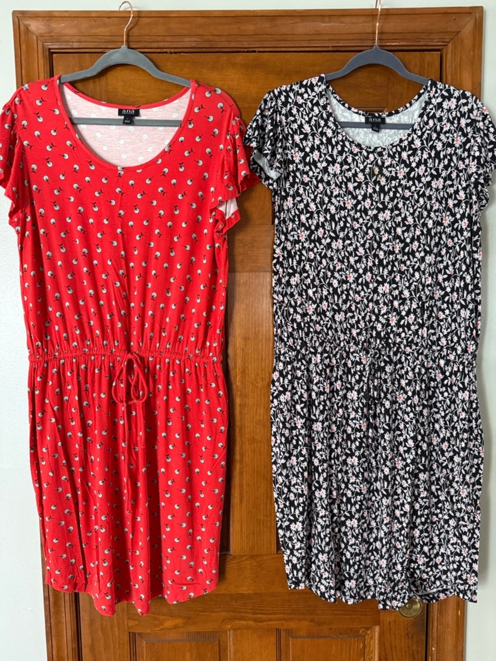 Ava & Viv Red Short Sleeve Drawstring Waist Dress